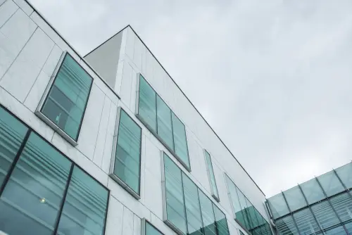 Come viene svolta la gestione del lubrificante e quali sono i vantaggi all'interno di un'azienda