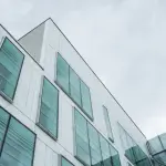 Come viene svolta la gestione del lubrificante e quali sono i vantaggi all'interno di un'azienda