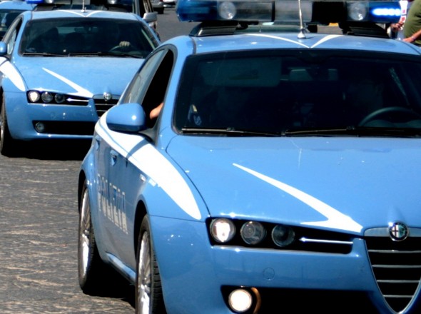 Droga nel pacchetto delle patatine: due arrestati